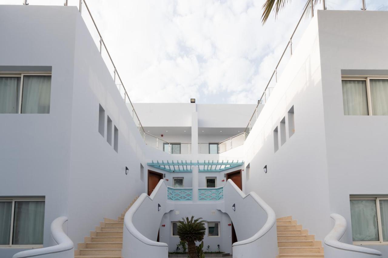 مجمع لاقون السكني - للعائلات فقط Hotel Jeddah Exterior foto