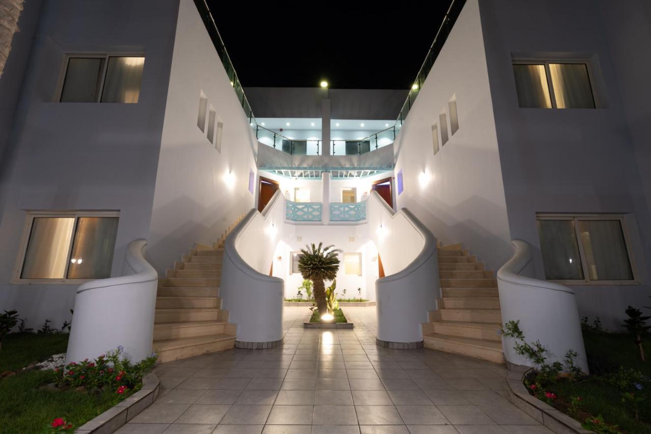 مجمع لاقون السكني - للعائلات فقط Hotel Jeddah Exterior foto