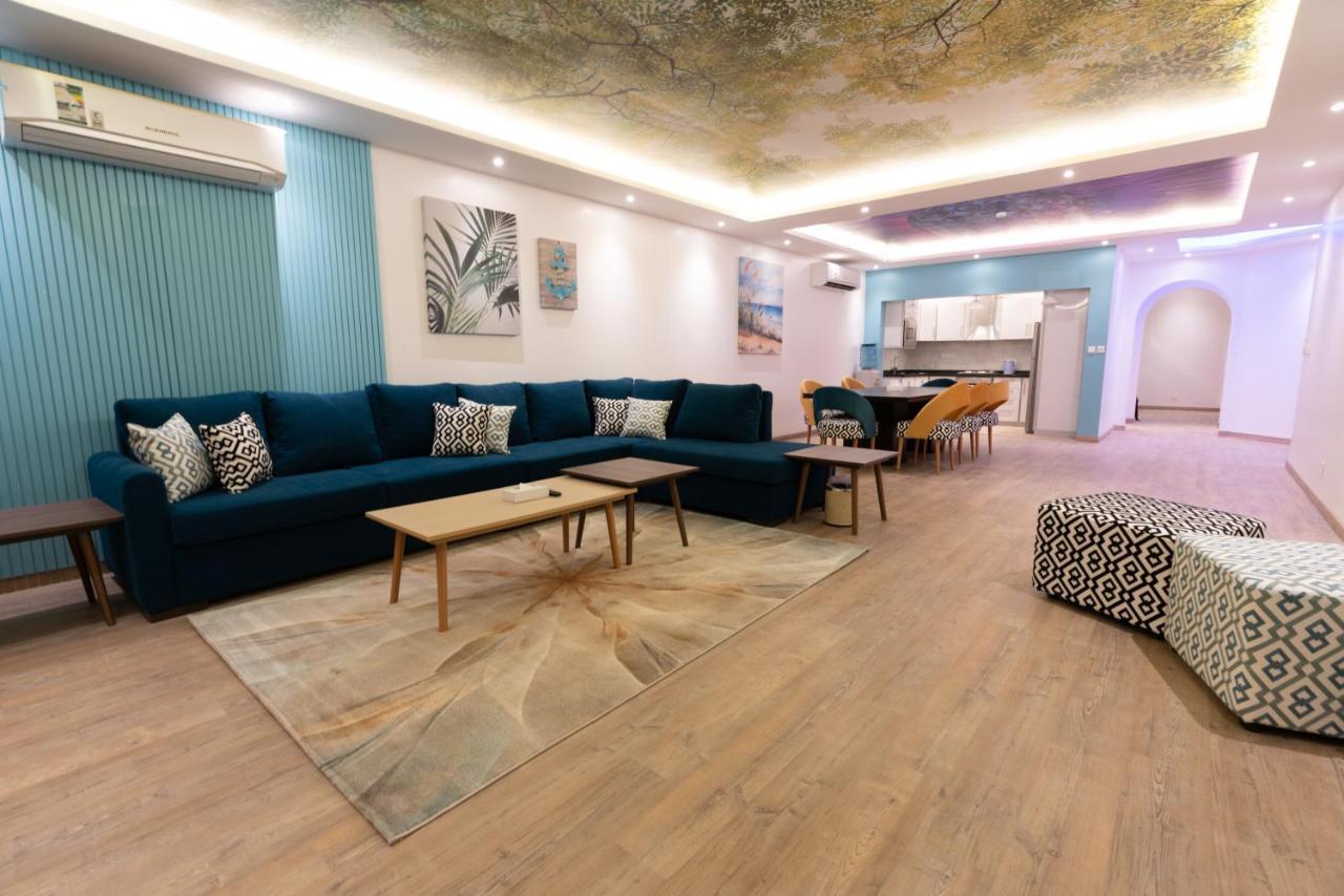 مجمع لاقون السكني - للعائلات فقط Hotel Jeddah Exterior foto